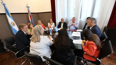 “Será en los tribunales locales donde exhibiré las pruebas y los testigos que respaldan mi posición”, expresó Gustavo Hein respecto de la denuncia por violencia institucional que le formuló la diputada Laura Stratta.