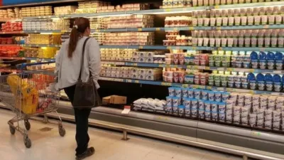 La canasta básica subió 2,6% en octubre y una familia necesitó $72.365 para no ser pobre