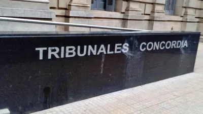 Tribunales