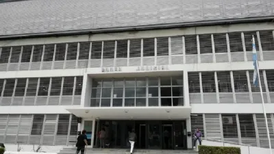 Tribunales