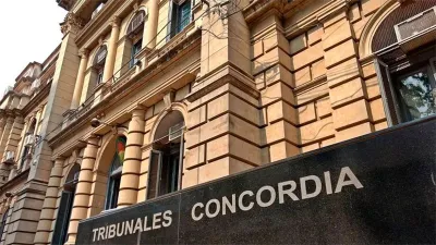 Tribunales