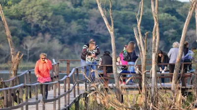 El fin de semana largo marcó un nuevo récord con 4,4 millones de turistas en el país