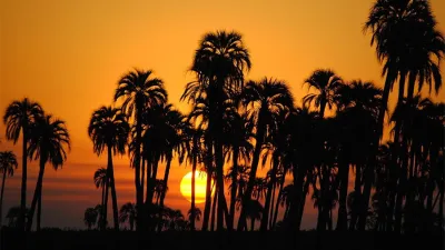 El Gobierno lanza medidas para recuperar el consumo postergado en la clase media y prepara un mega plan de fomento turístico.