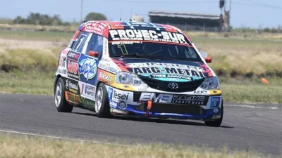 Turismo Pista en Concordia: el paranaense Exequiel Bastidas fue el más veloz de la Clase 3