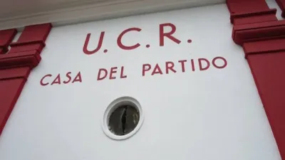 Desde la UCR de Paraná cuestionaron despidos en la comuna