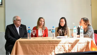 Presentación investigación sobre políticas de niñez