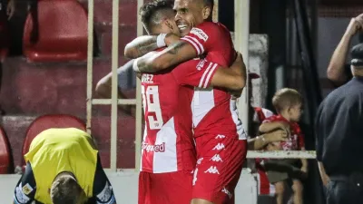 Copa de la Liga Profesional: Unión venció a Atlético Tucumán y da pelea en la Zona A