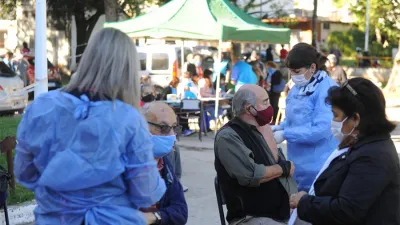 El 82,5 por ciento de las personas mayores de 60 años recibió al menos una dosis de la vacuna contra la Covid-19.