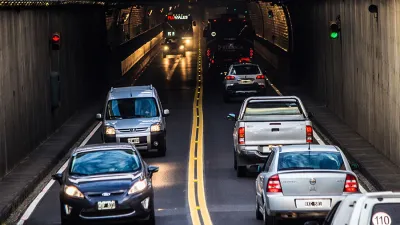 En total se estimó que tan solo ayer ingresaron a la provincia 29 mil rodados, sin contar el ingreso por los puentes internacionales sobre el río Uruguay.