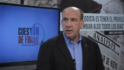 Esteban Vitor cuando fue entrevistado en el programa Cuestión de Fondo (Canal 9, Litoral).