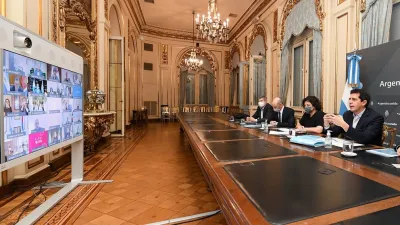 El gobierno apoyó la compra de vacunas por parte de provincias y les dio recomendaciones