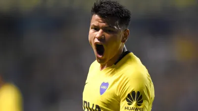 El concordiense Walter Bou acordó su renovación con Boca pero será cedido a préstamo