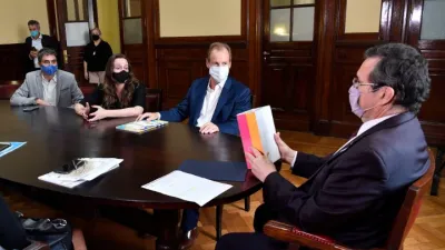 Bordet acordó en Nación la puesta en valor del Palacio San José