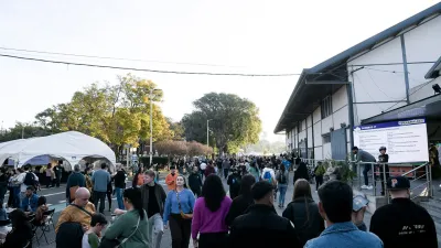 Feria del Libro Paraná Lee