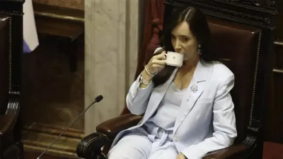 Victoria Villarruel, presidenta del Senado, espera su turno para regresar a la escena electoral en 2027.